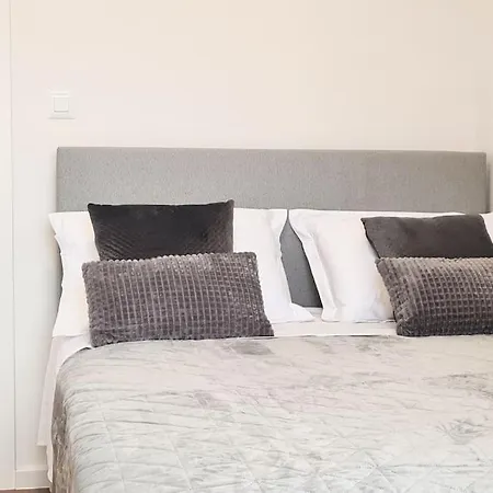 Ilari - Luxury 100m2 Penthouse, Terrace & View In 公寓