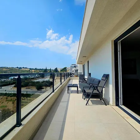 Ilari - Luxury 100m2 Penthouse, Terrace & View In 아파트 *