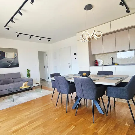 Ilari - Luxury 100m2 Penthouse, Terrace & View In Апартаменти