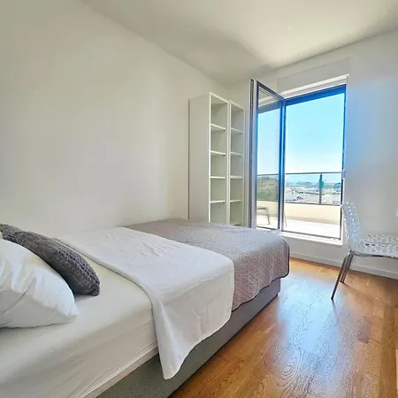 Ilari - Luxury 100m2 Penthouse, Terrace & View In * Спліт