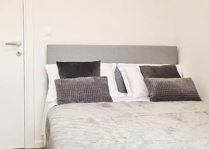 Ilari - Luxury 100m2 Penthouse, Terrace & View In Appartamento